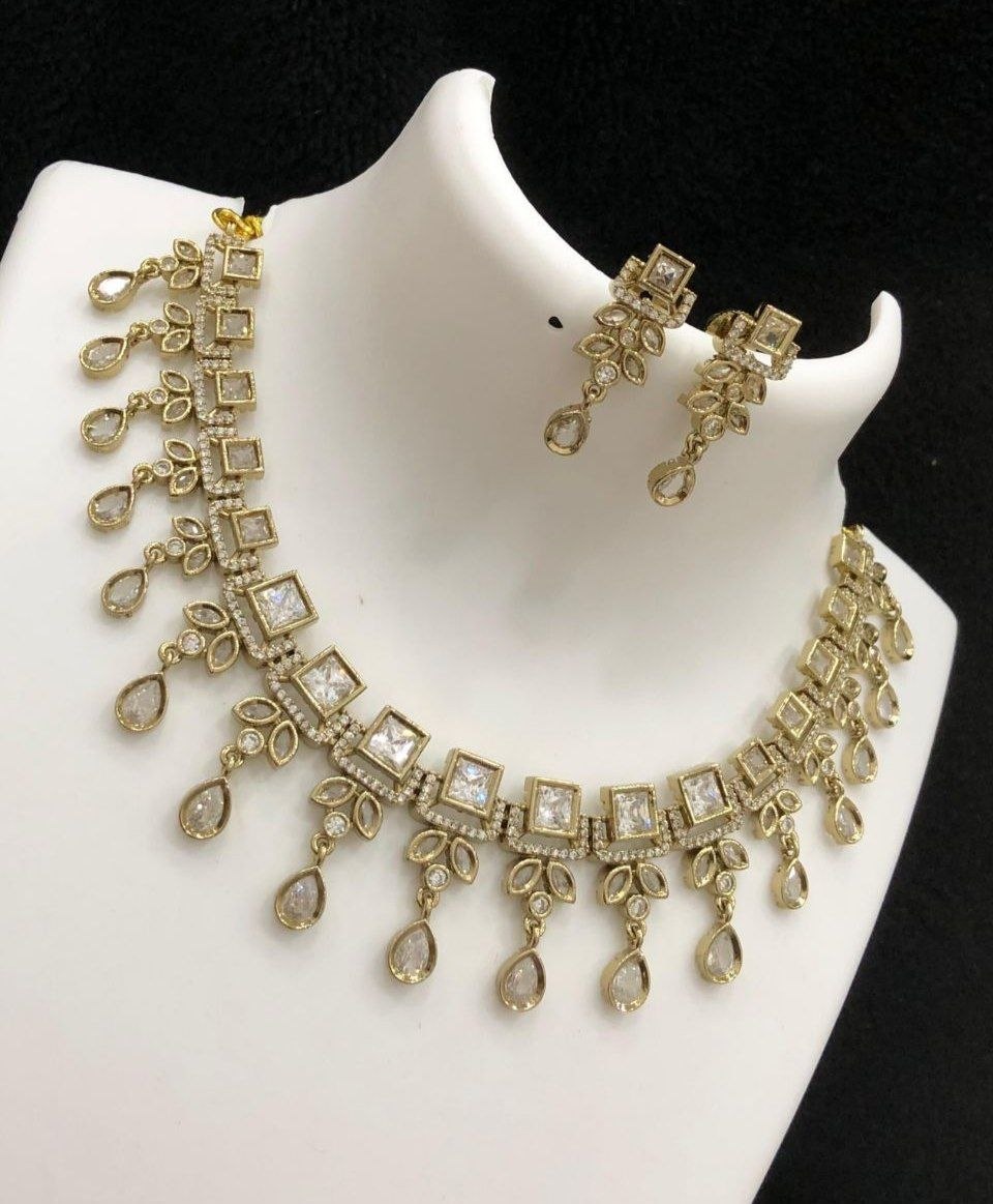 Victorian Stone Necklace set - Pink